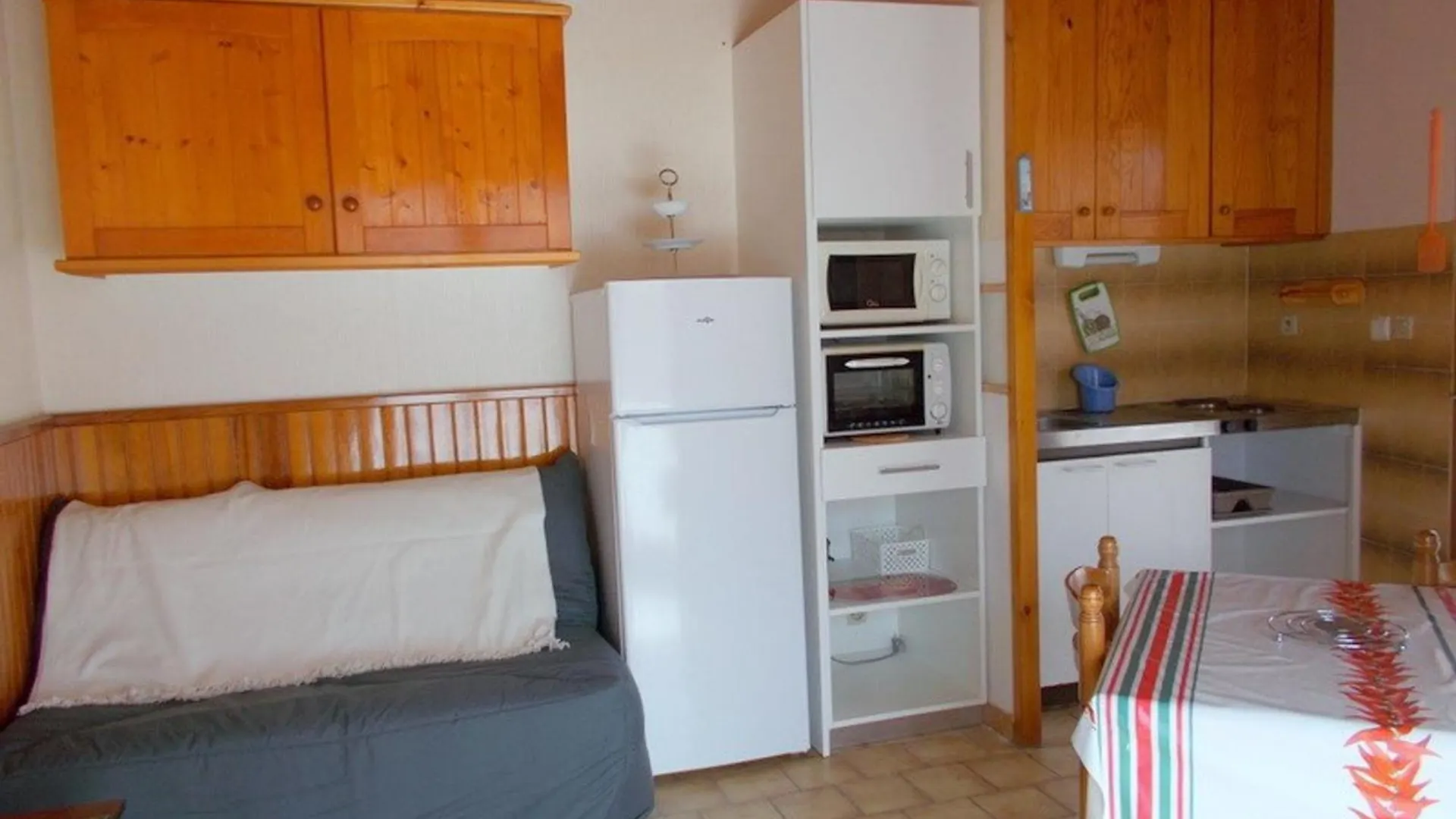 T2 Lumineux Avec Terrasse Sud, Parking Et Wifi A Barbotan - Fr-1-841-42 Lejlighed Frankrig