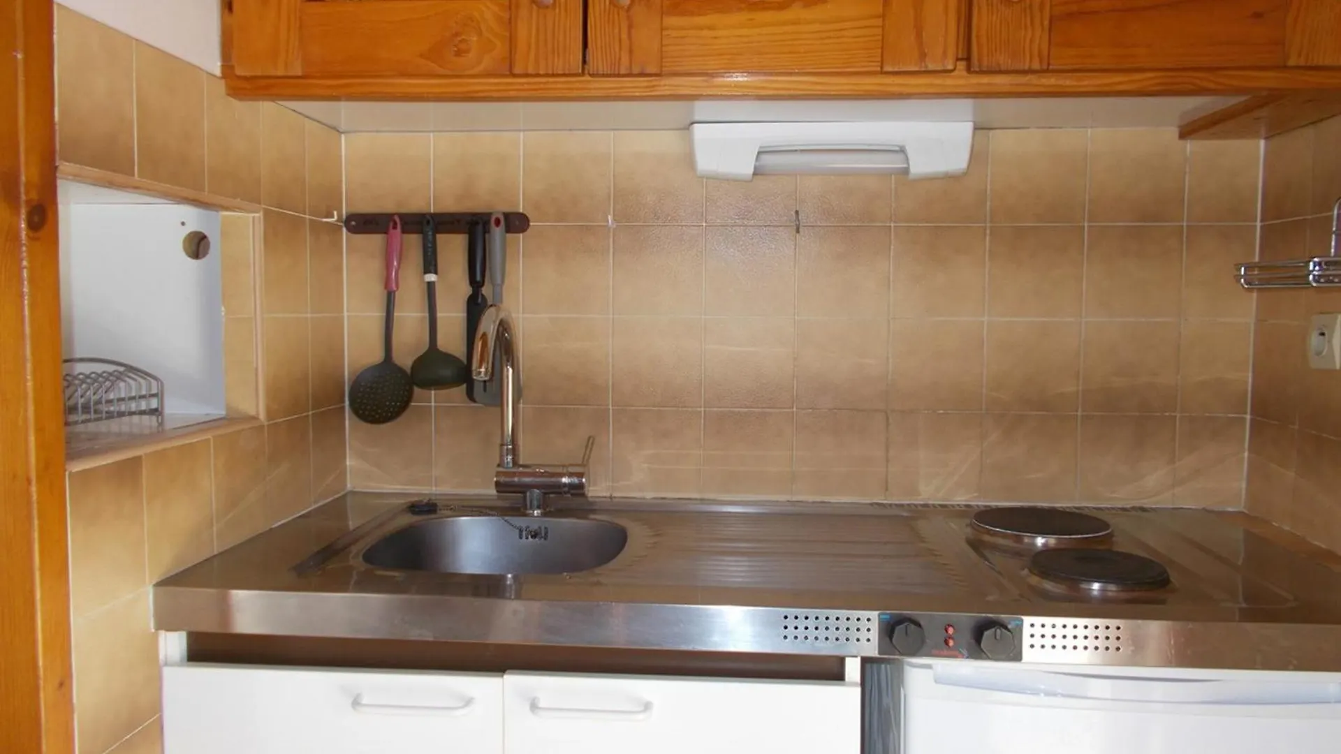 T2 Lumineux Avec Terrasse Sud, Parking Et Wifi A Barbotan - Fr-1-841-42 Lejlighed 0*, Barbotan-les-Thermes Frankrig